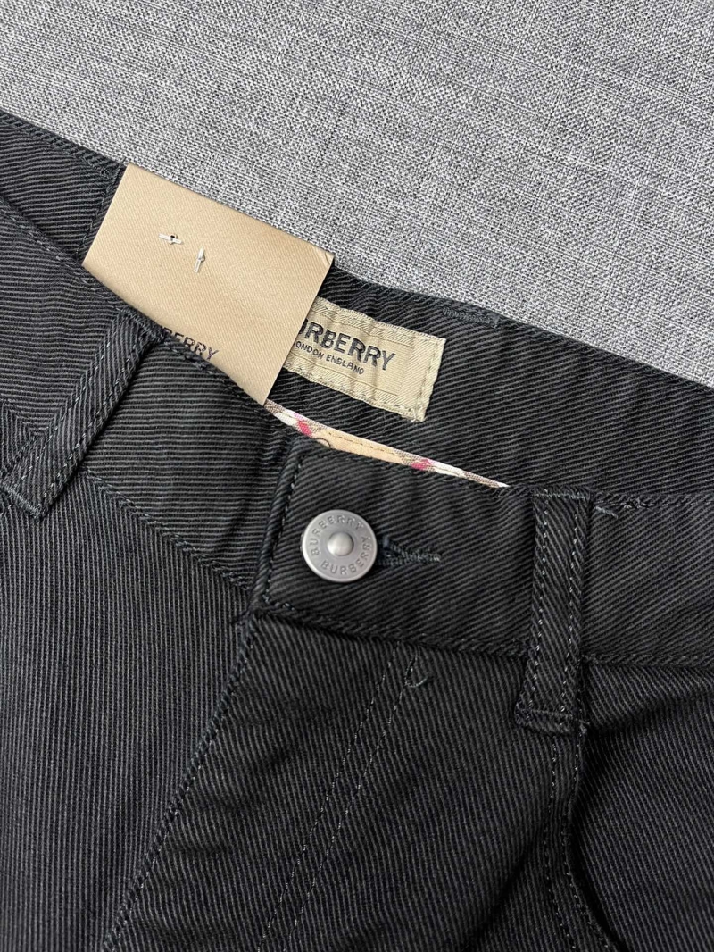 Burberry Jeans